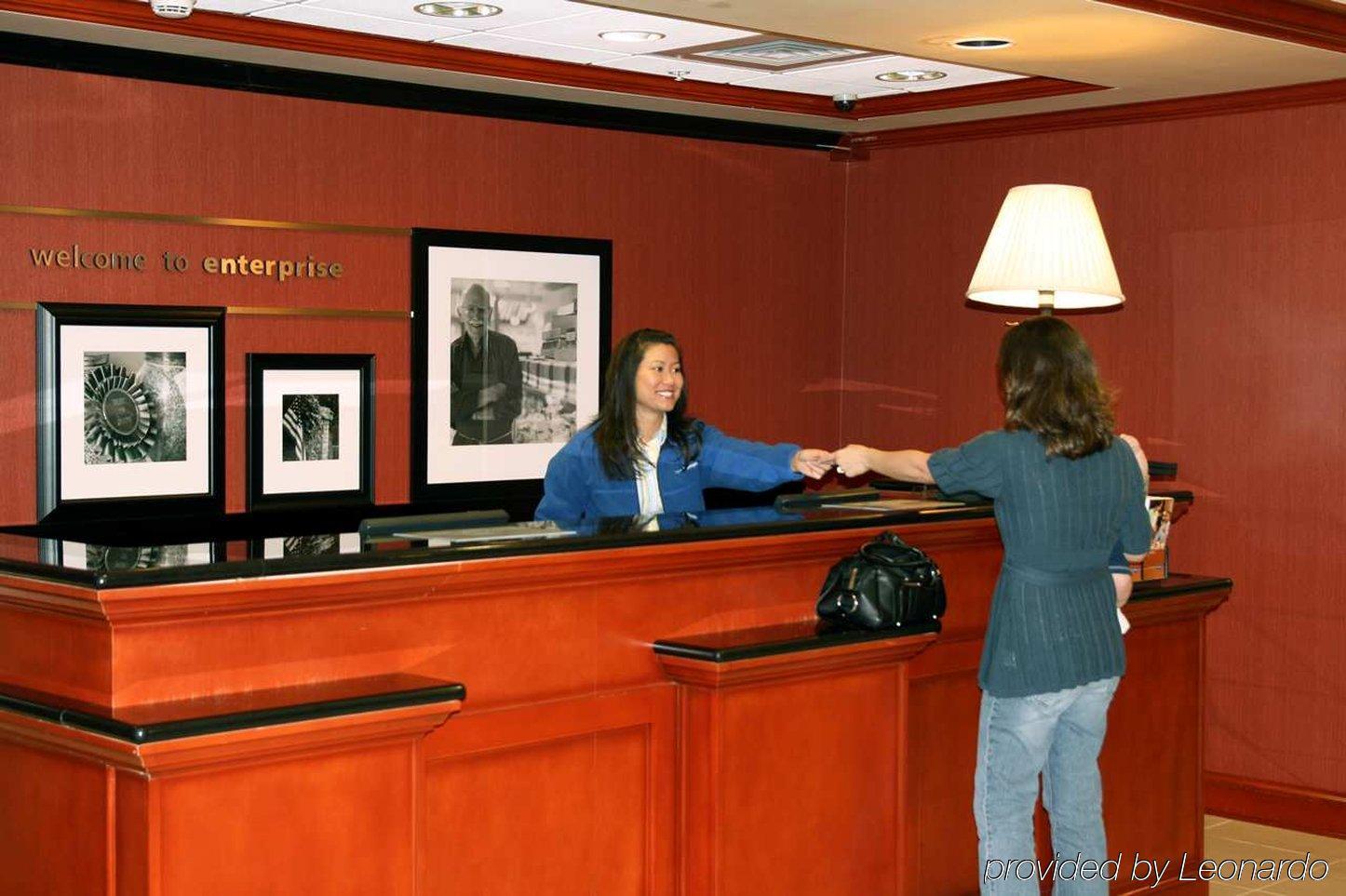 Hampton Inn Enterprise Interno foto